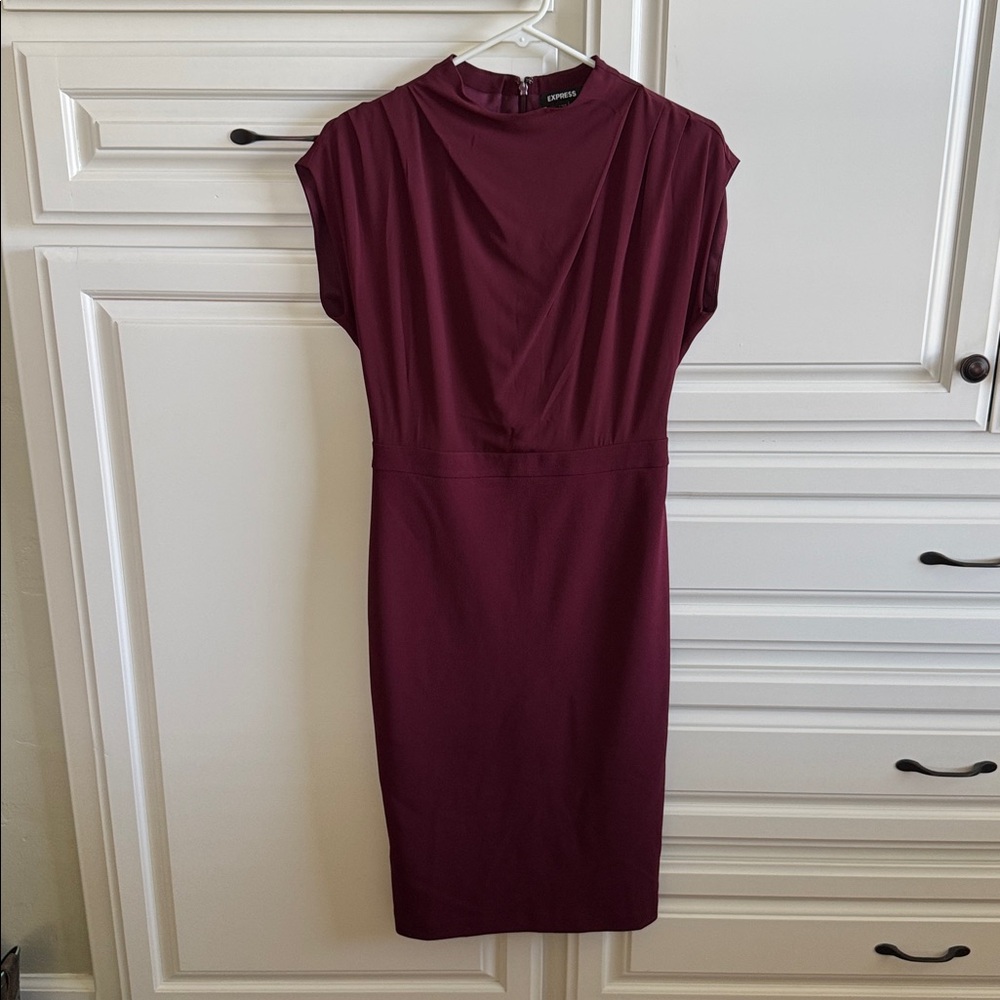 Express Wine Midi Dress with Cap Sleeves